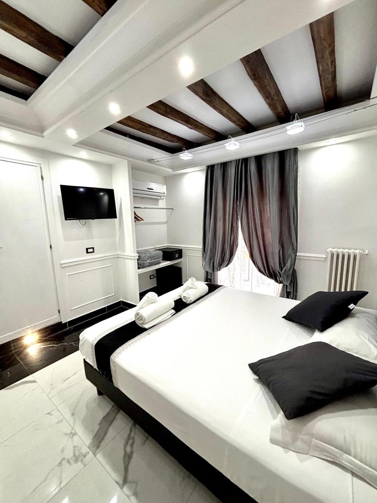 Relais Parlamento Hotel Rome Exterior photo