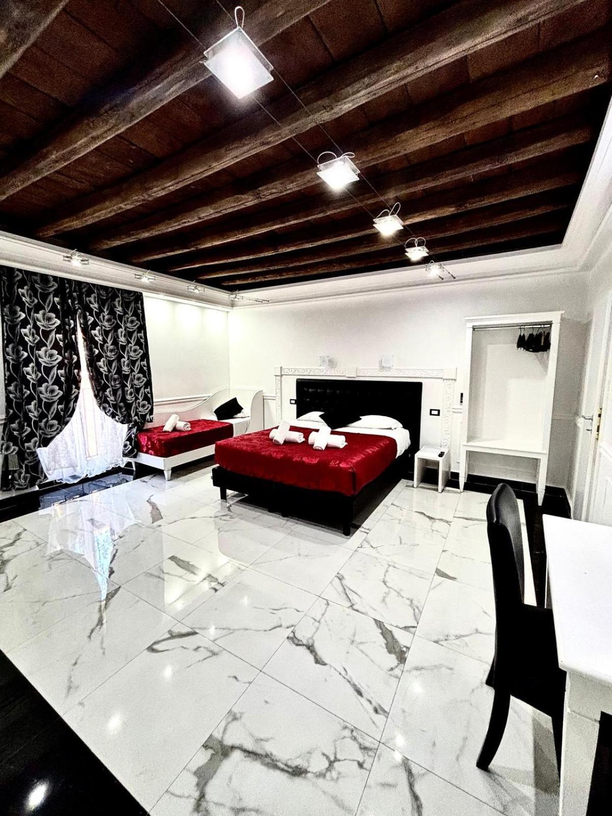 Relais Parlamento Hotel Rome Exterior photo